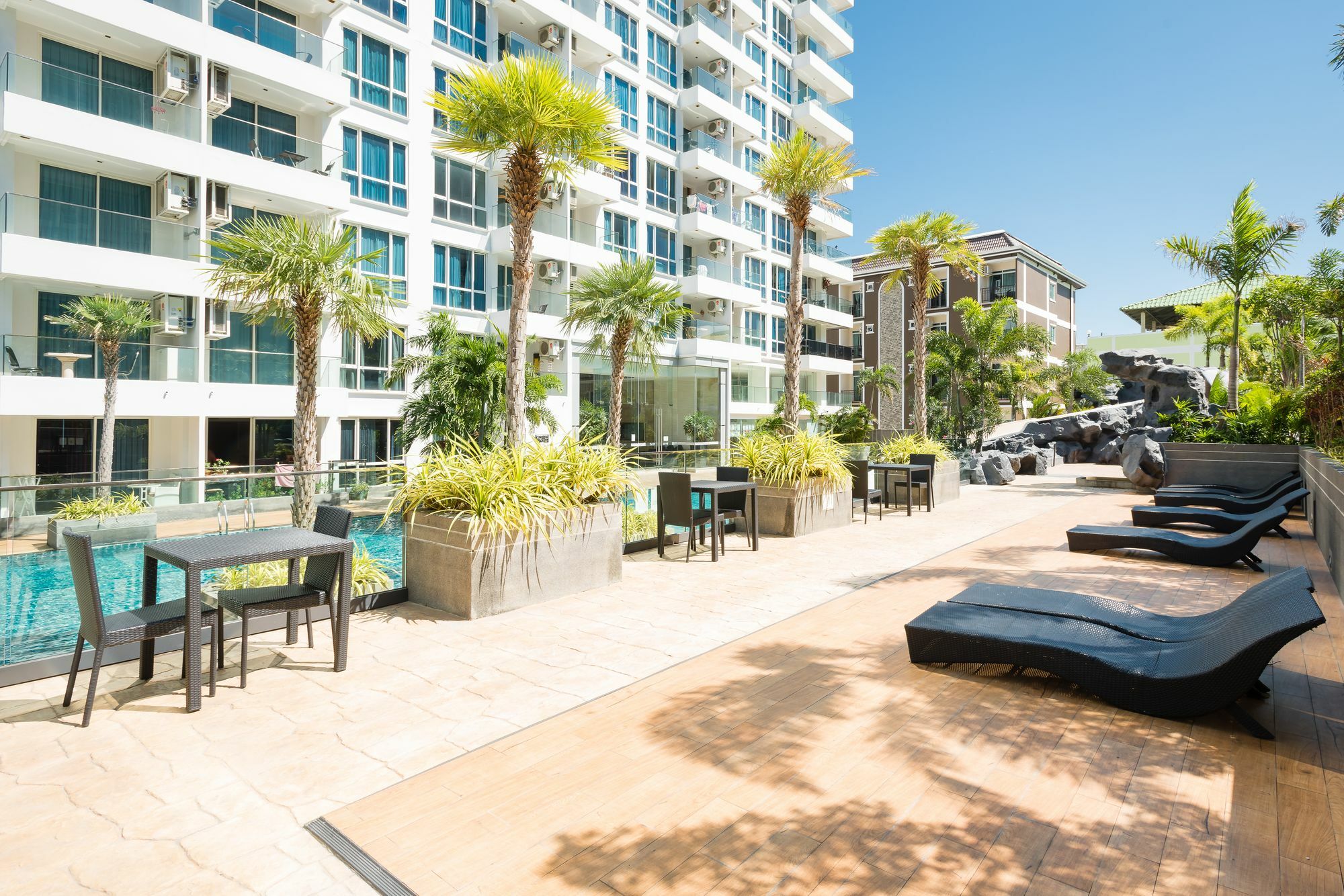 The Cliff Condominium Паттайя Экстерьер фото